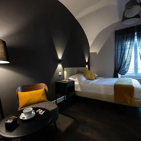Lungotevere Ripa 4*