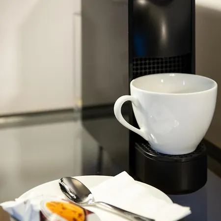 招待所 Lungotevere Ripa 4*