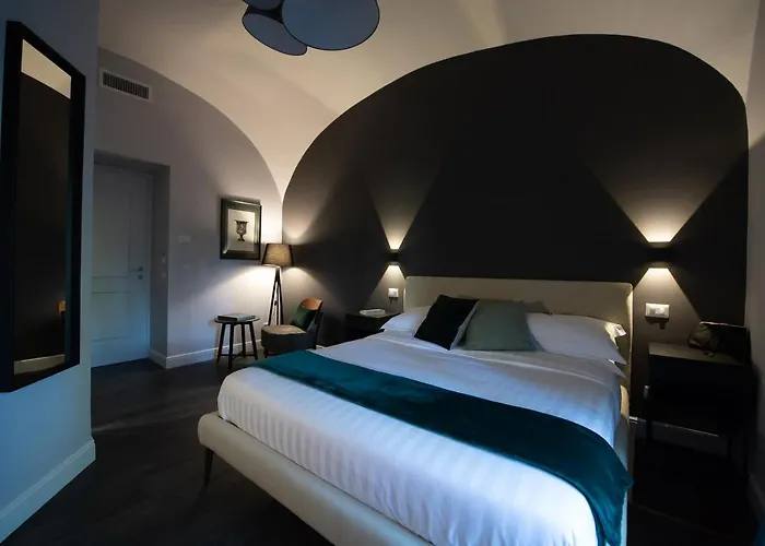 Lungotevere Ripa Pensjonat 4*